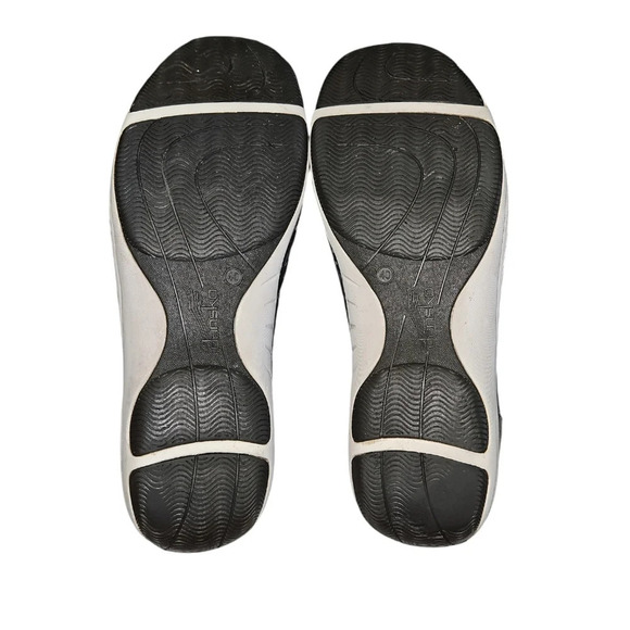 Dansko Women's Hillary Silver Leather Walking Shoe Size 40 (9.5-10) - Picture 9 of 9